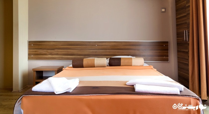 تخت بزرگ اتاق فمیلی